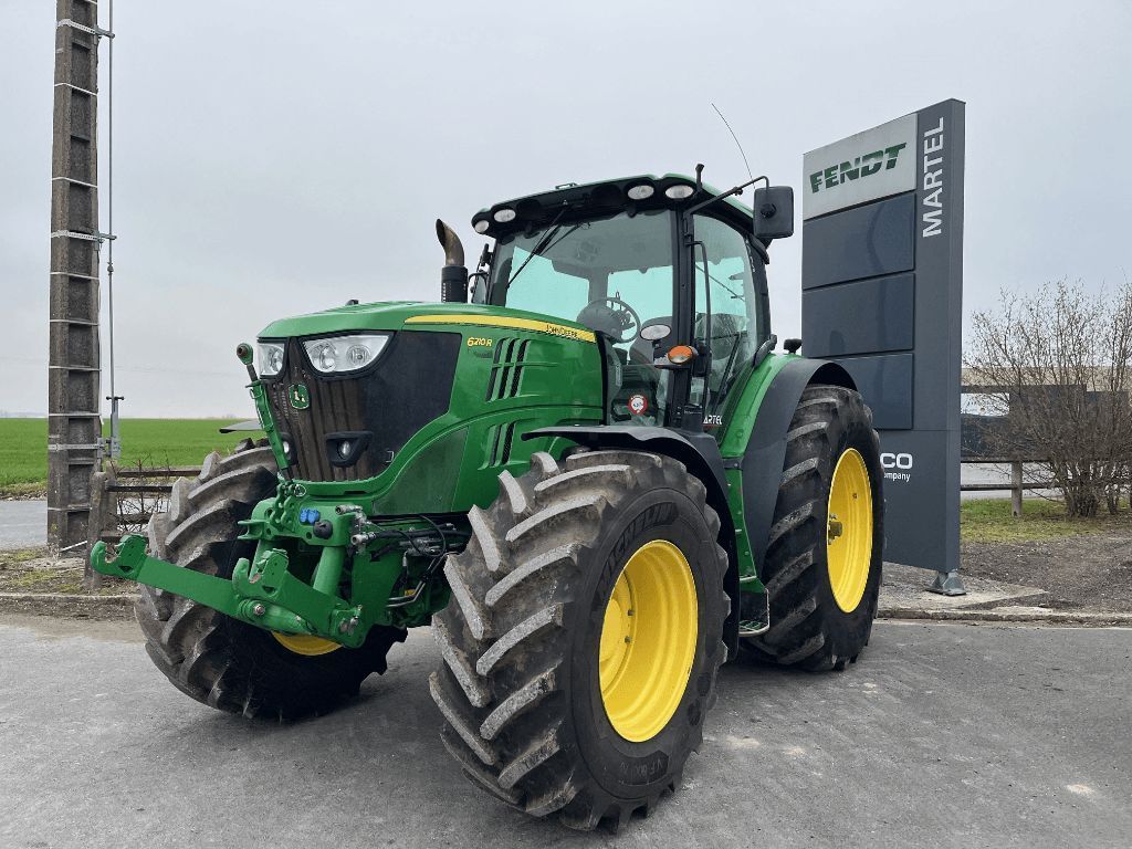 E-FARM: John Deere 6210 R - Tractor - id A6Z8Y3P - Año: 2014 - Horas: 5400,Potencia del motor: 210,Francia