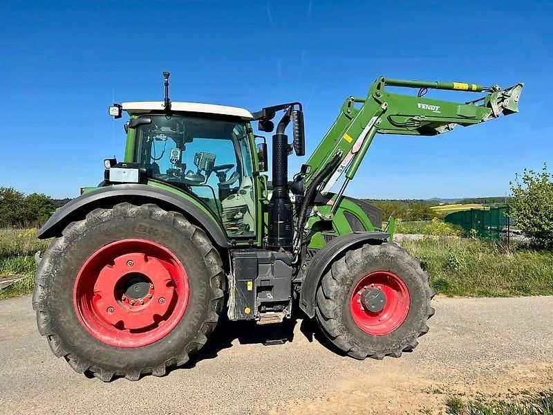 Fendt 724 Vario Трактор 148 499 €
