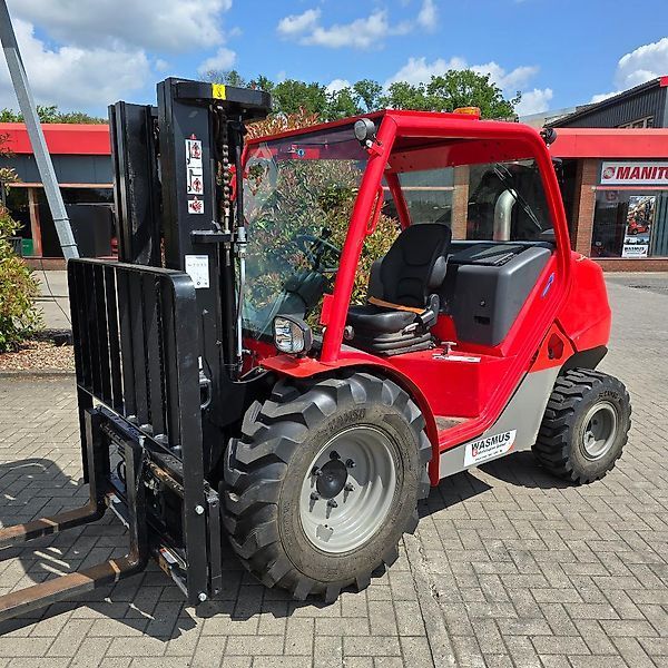 Manitou MC 25-4 Chariot élévateur 49 900 €