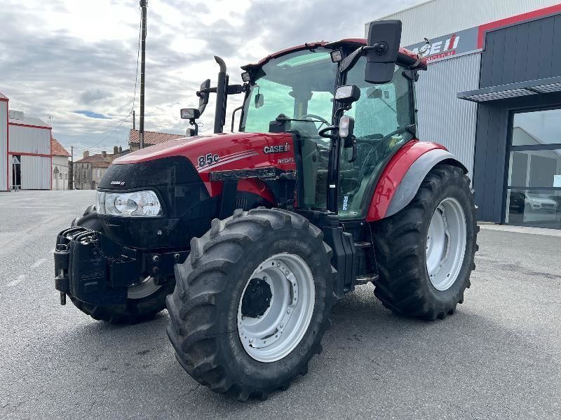 E-FARM: Case IH Farmall 85 - Traktor - id 2IAFE4U - 49.000 € - Baujahr: 2019 - Abgelesene Motorstunden: 1.555,Motorleistung (PS): 85,Frankreich