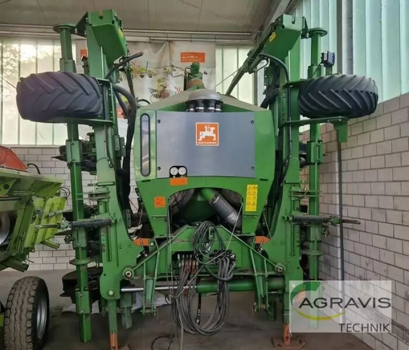 E-FARM: Amazone EDX 6000-2 C - Precision drill - id R4M9ZNC - €21,000 - Year of construction: 2011 - Germany