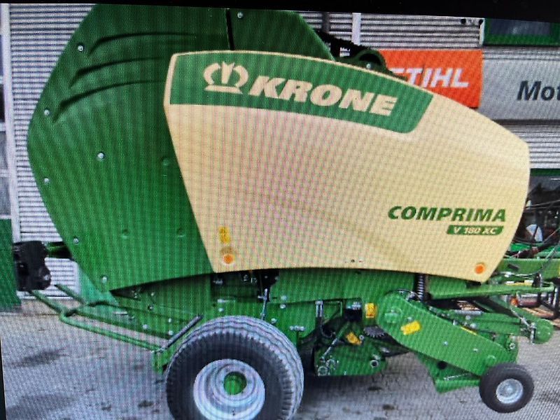 E-FARM: Krone Comprima V 180 XC - Balownica - id EAXGYPF - 29 000 € - Rok produkcji: 2019 - Wyprodukowane bele: 13 618,Niemcy