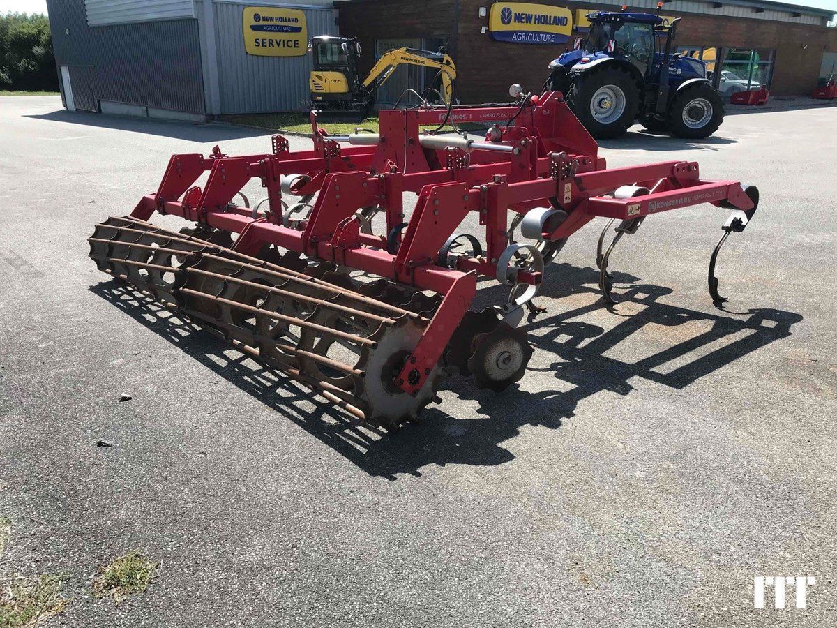 E-FARM: KONGSKILDE vibroflex - Grubber - id SDAIZV8 - Baujahr: 2008 - Frankreich