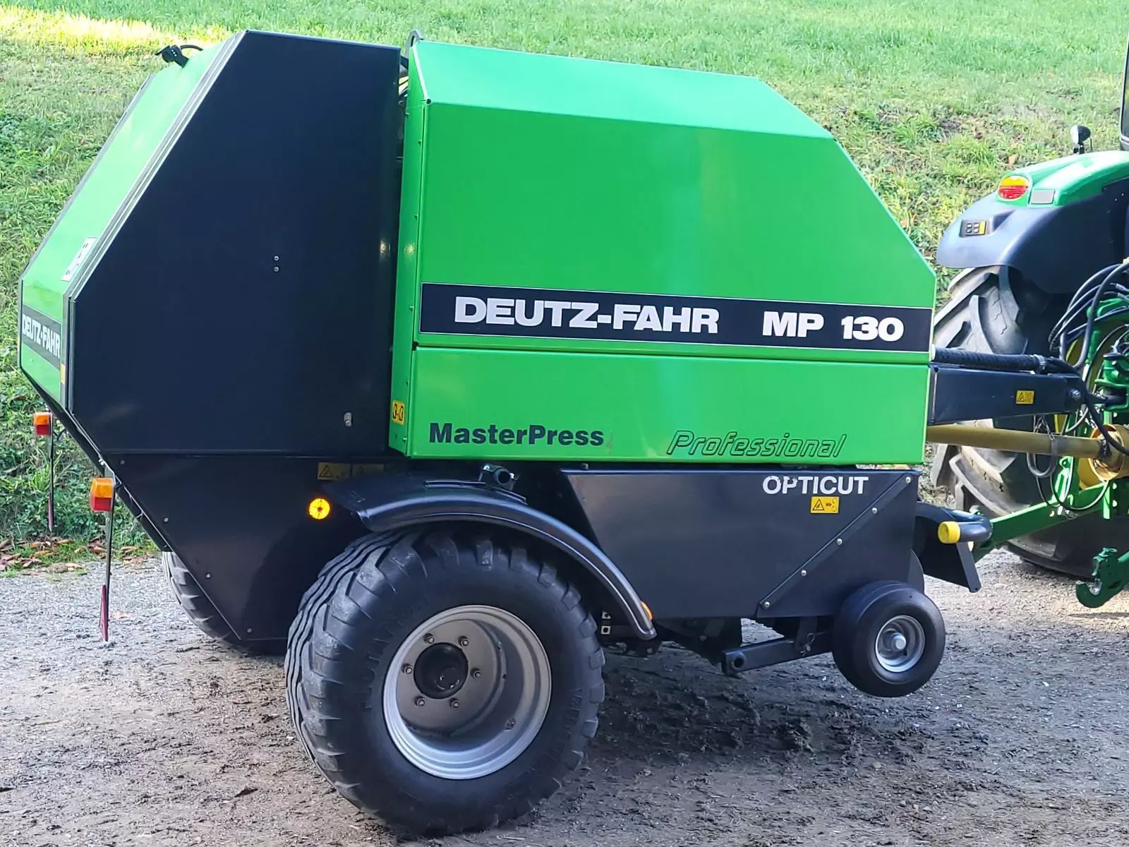 Deutz-Fahr MP 130 Bálázó 11 500 EUR