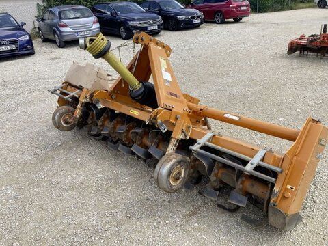 E-FARM: BERTI fräse giove 280 - Topper - id PMN9SKF - 5.500 € - Anno di costruzione: 2015 - Germania