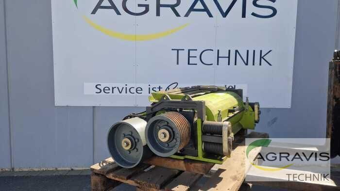 Claas corn-cracker Header €17,500