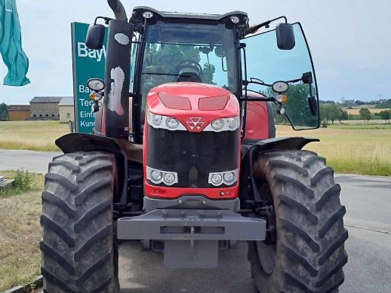 E-FARM: Massey Ferguson 8650 - Tracteur - id GT6GYVM - 40 900 € - Année: 2011 - Lecture du nombre d'heure: 7 560,Puissance du moteur (chevaux): 240,Allemagne