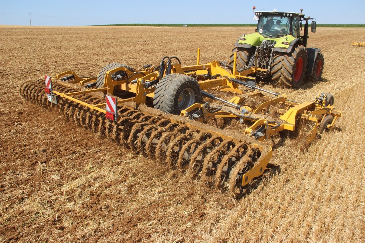 AGRISEM disc-o-mulch série r 7,5m Cultivateur 54 500 €