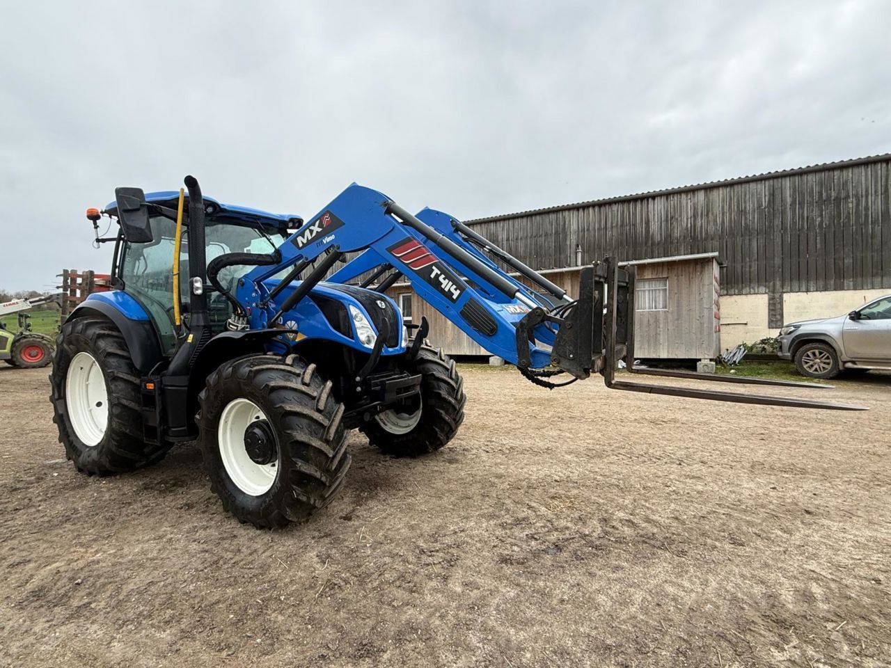 New Holland T6.180 Tractor €77,500