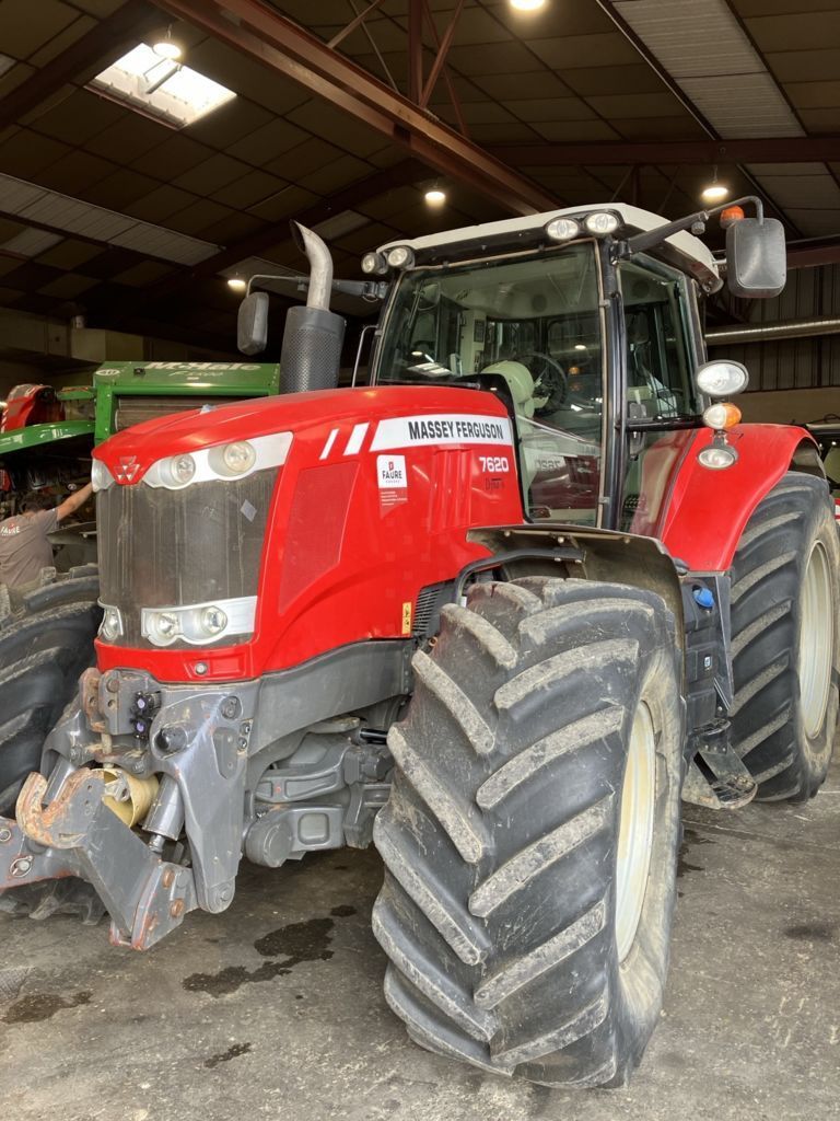 E-FARM: Massey Ferguson 7620 Dyna-VT - Traktor - id IBLGEDI - 66.000 € - Baujahr: 2012 - Abgelesene Motorstunden: 6.700,Motorleistung (PS): 200,Frankreich