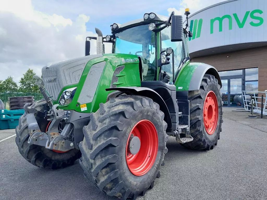 E-FARM: Fendt 826 Vario - Τρακτέρ - id PLLE4MX - 115.000 € - Χρονία: 2019 - Μετρητής ωρών: 5.430,Ισχύς κινητήρα: 260,Γαλλία