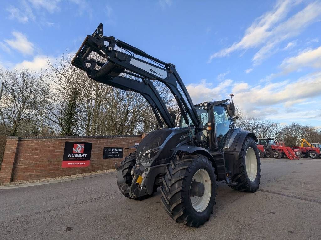 Valtra T254 Traktor 96.470 €