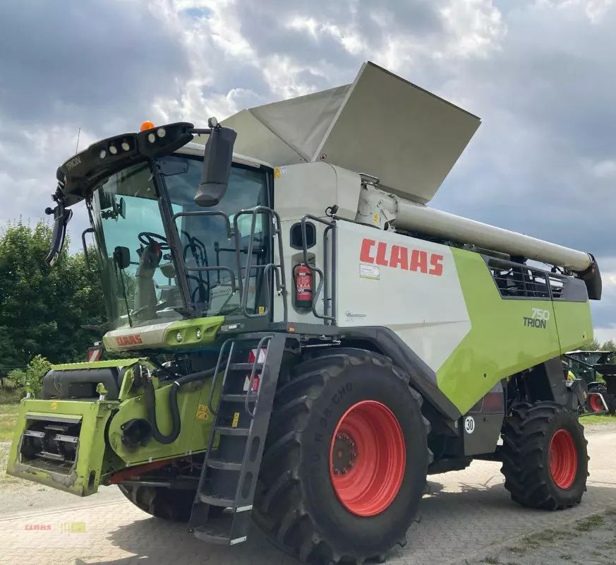 E-FARM: Claas Trion 750 - Cosechadora - id I27MLSB - Año: 2023 - Horas: 312,Potencia del motor: 435,Alemania