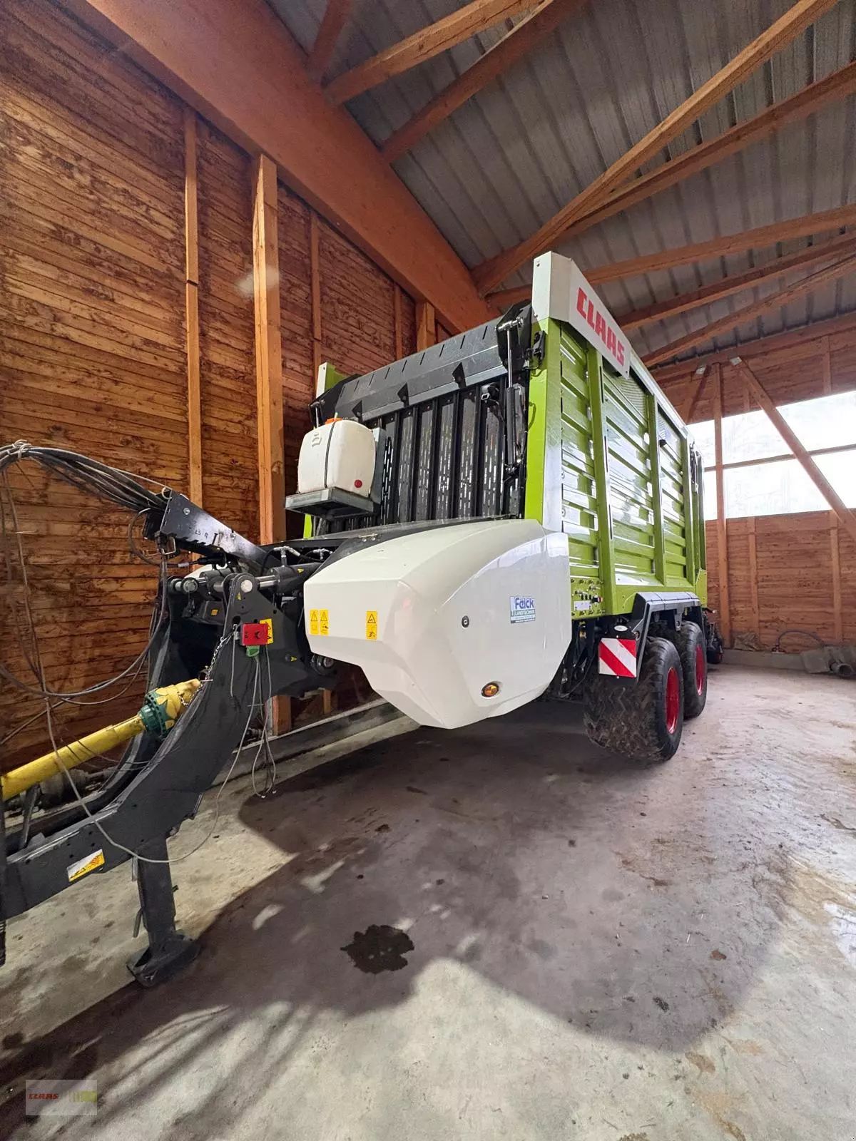 Claas Cargos 8300 Přeprava píce 49 000 €