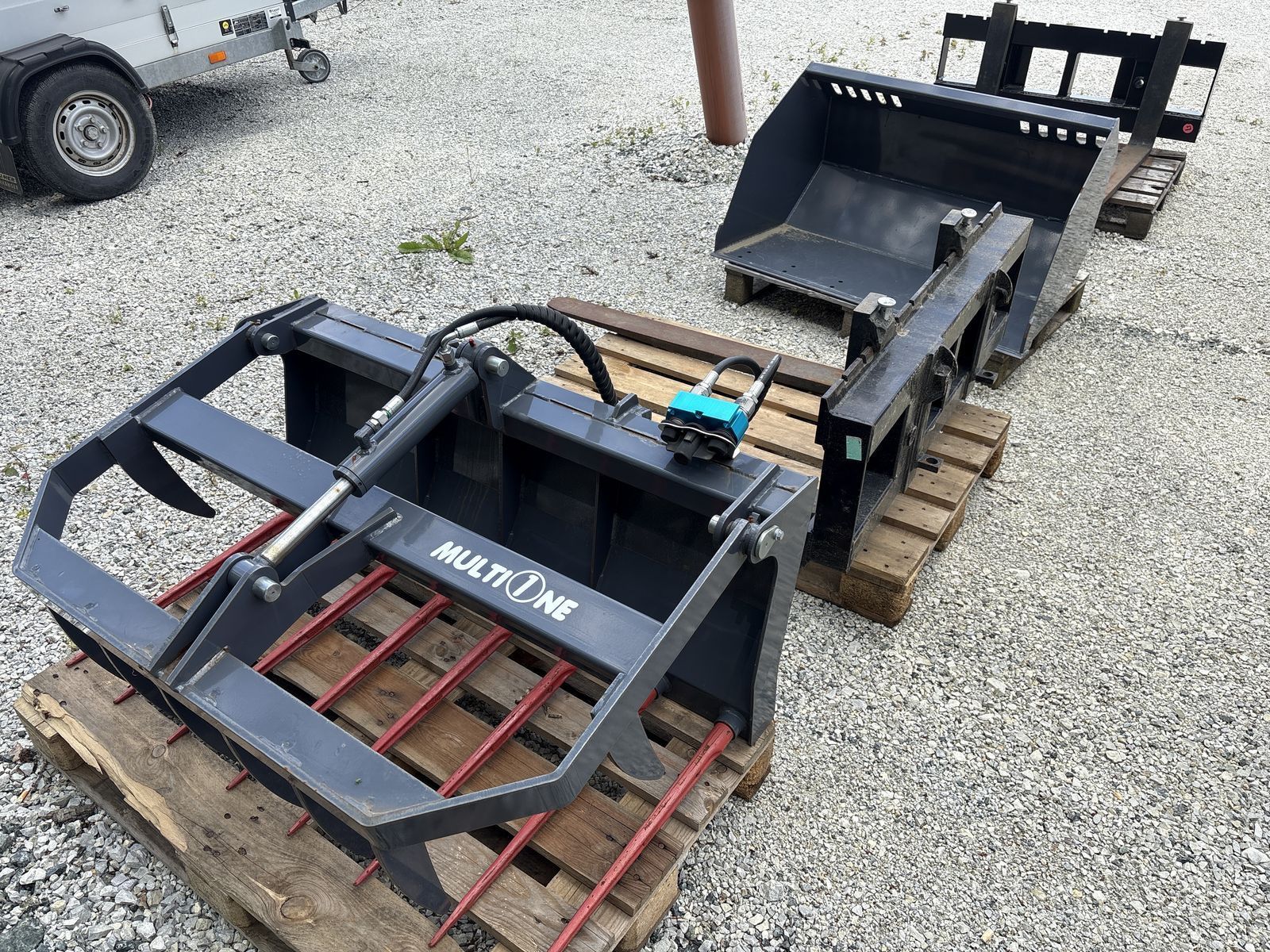 E-FARM: Multione multione - Kerekes rakodógép - id XFIJCDF - Gyártási év: 2025 - Üzemóra (motor): 1,Motor teljesítménye (LE): 1,Ausztria