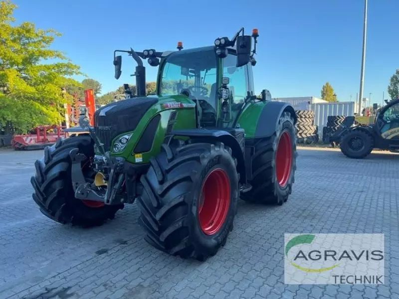 E-FARM: Fendt 724 Vario - Traktor - id GXD21Z7 - 139.900 € - Baujahr: 2021 - Abgelesene Motorstunden: 3.600,Deutschland