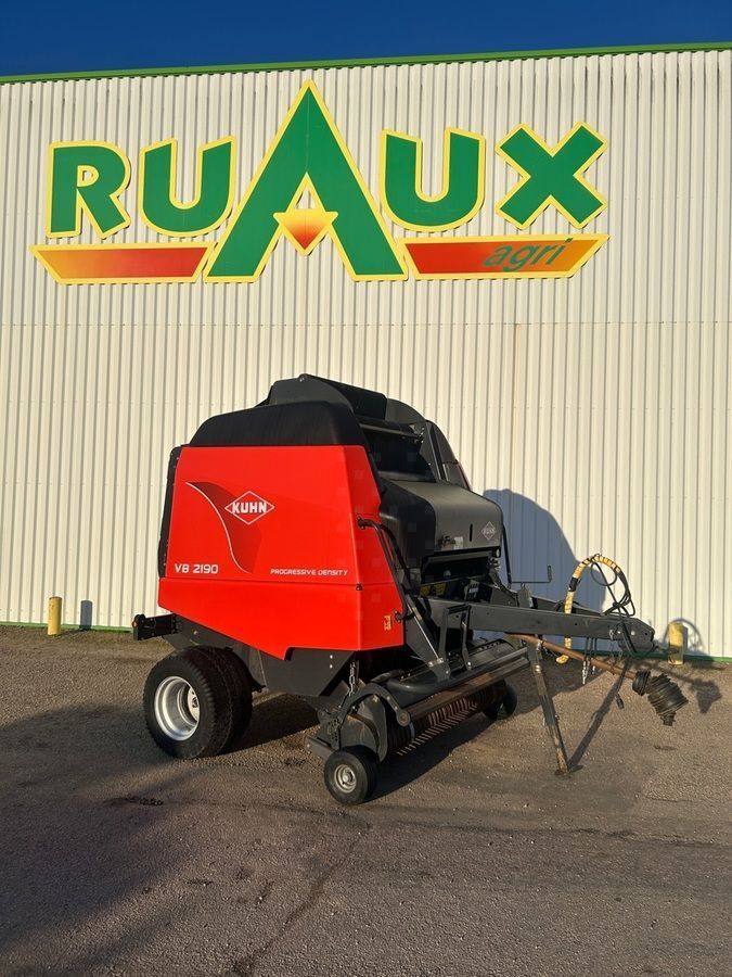 Kuhn VB 2190 Baler €12,500