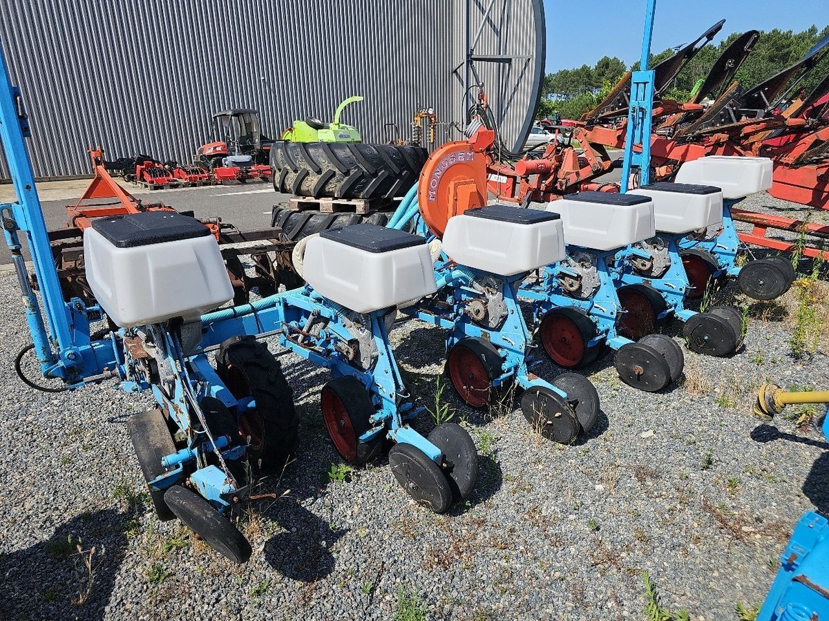 E-FARM: Monosem ng+ 6 rangs fixe - Precision drill - id KQLTYA7 - €6,300 - Year of construction: 1998 - France