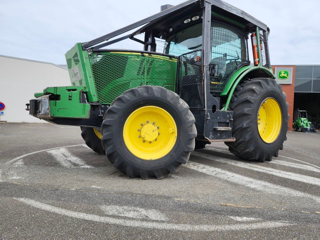 John Deere 6175 R Трактор 85 000 €