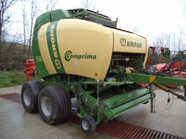 E-FARM: Krone Comprima V 180 - Presse à balles - id EDTIJYU - 27 000 € - Année: 2015 - Balles produites: 17 172,France