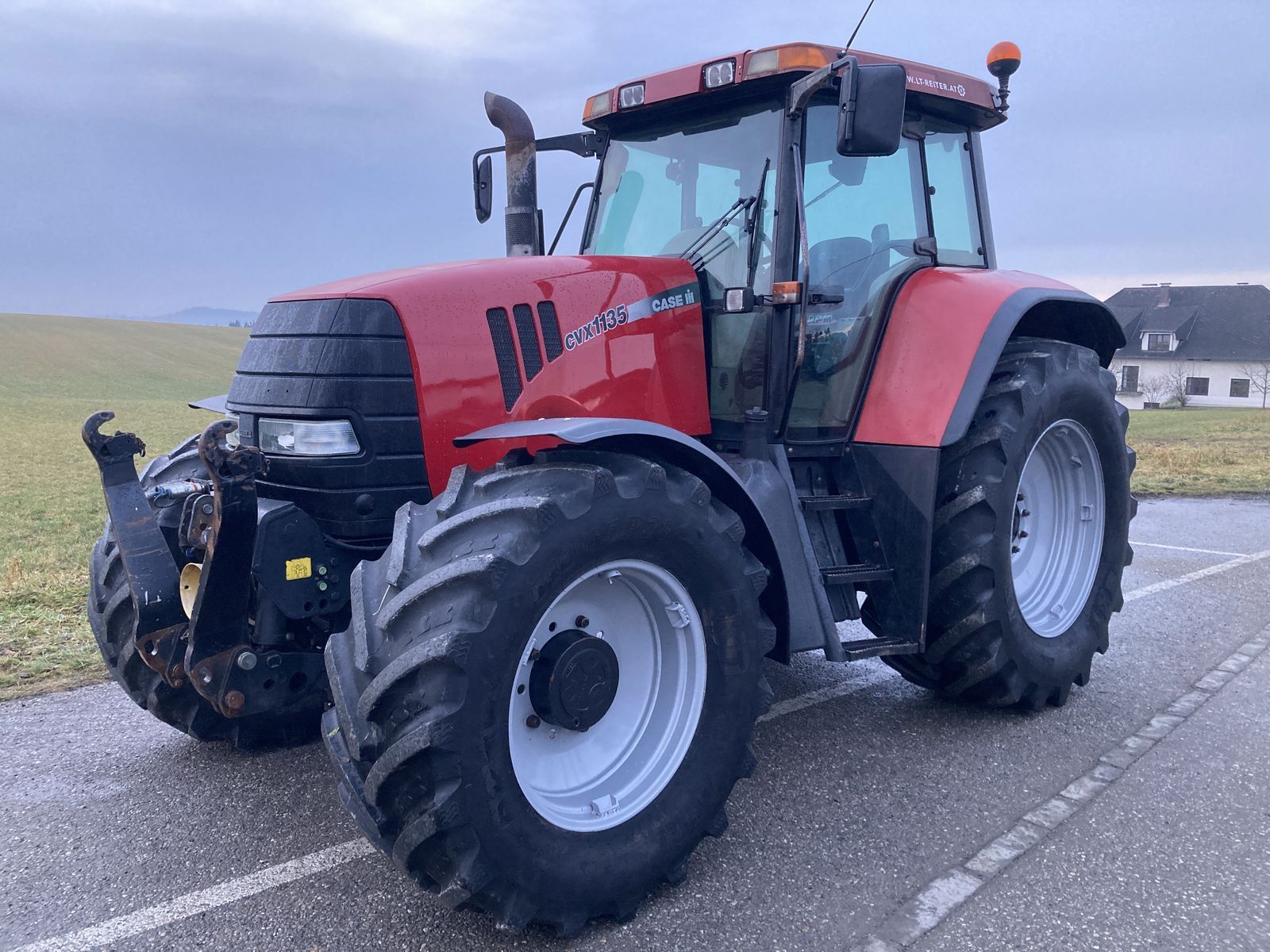 Case IH CVX 1135 Tractor 41.500 €