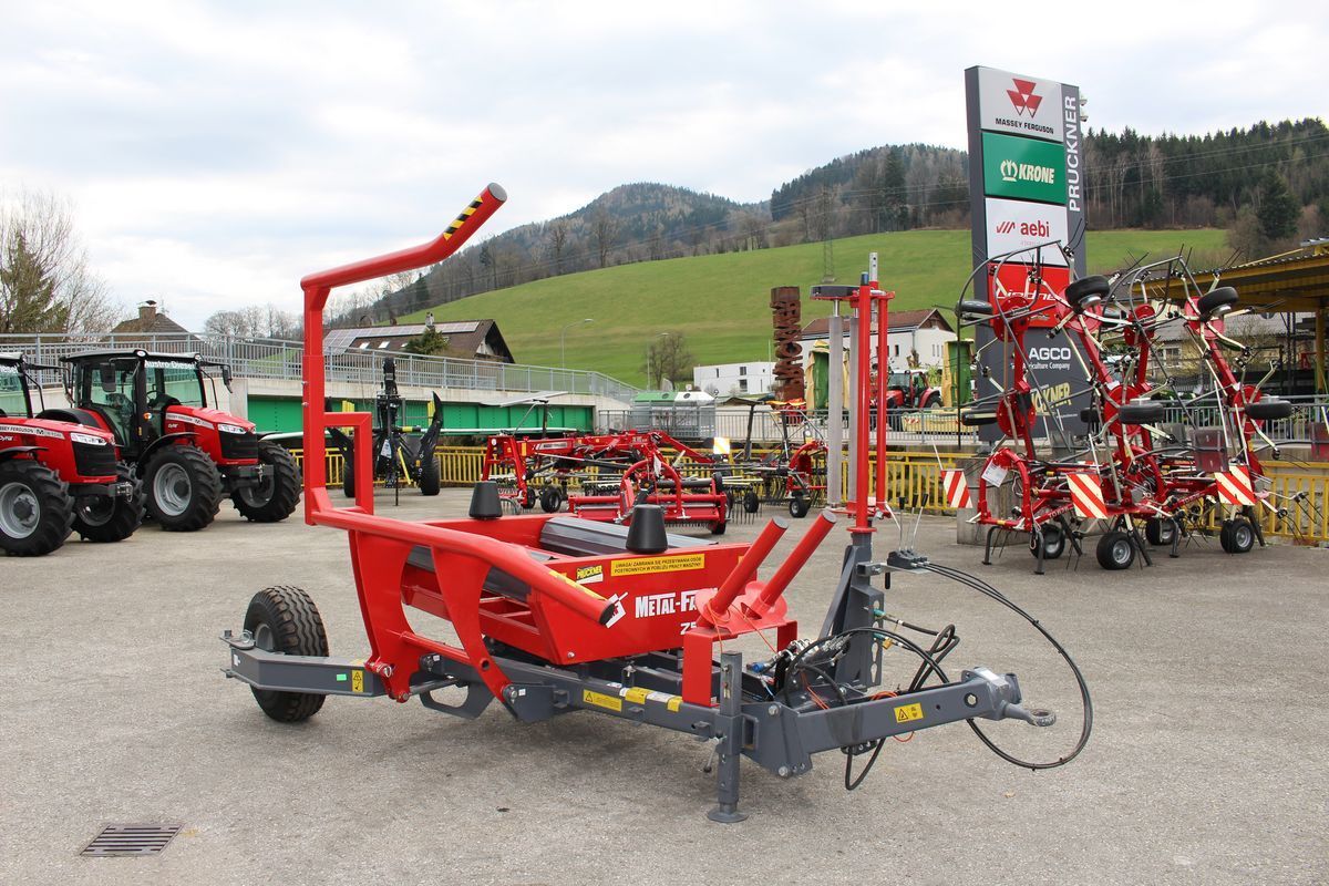 E-FARM: metal-fach z 577 - Owijarka - id ED6JQH9 - 7417 € - Rok produkcji: 2022 - Austria