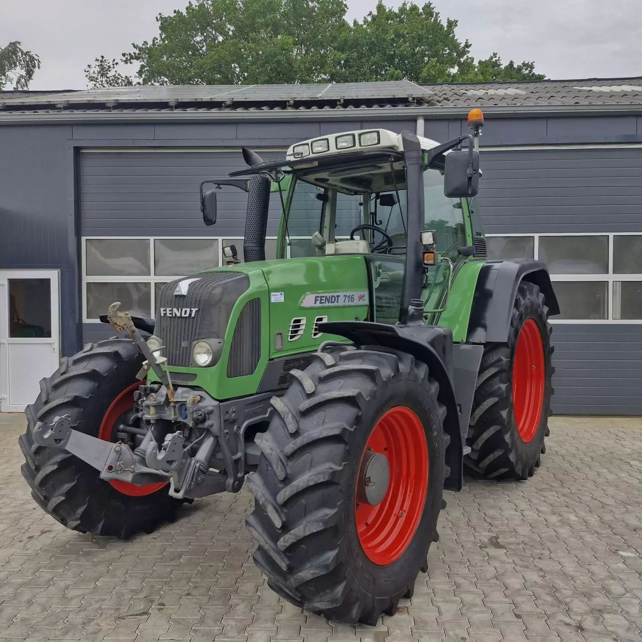 Fendt 716 Vario Tractor €41,500