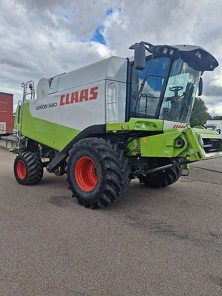 Claas Lexion 540 Combine harvester €90,546