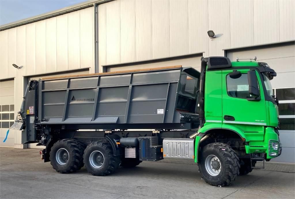 E-FARM: Annaburger mb arocs 3345 mit annaburger aw 18.04 - Esparcidor de abono - id MUTNPQB - Año: 2023 - Potencia del motor: 450,Alemania