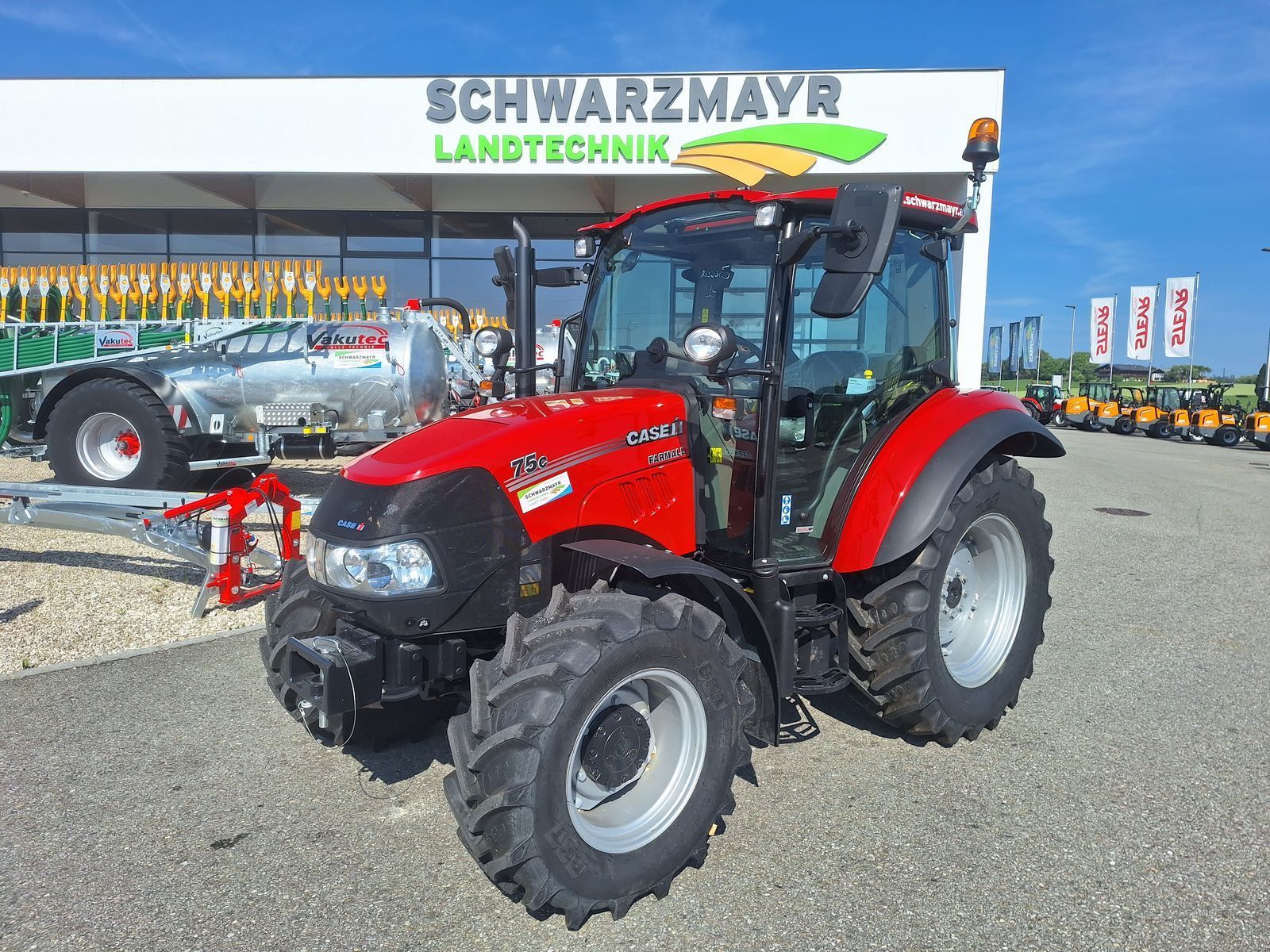 E-FARM: Case IH Farmall 75 - Tractor - id RWRGHYH - Año: 2025 - Potencia del motor: 75,Austria