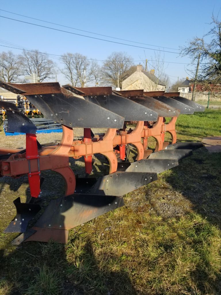 GREGOIRE BESSON rb41 Charrue 6 000 €