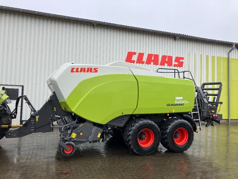 Claas Quadrant 5200 FC baler €105,900