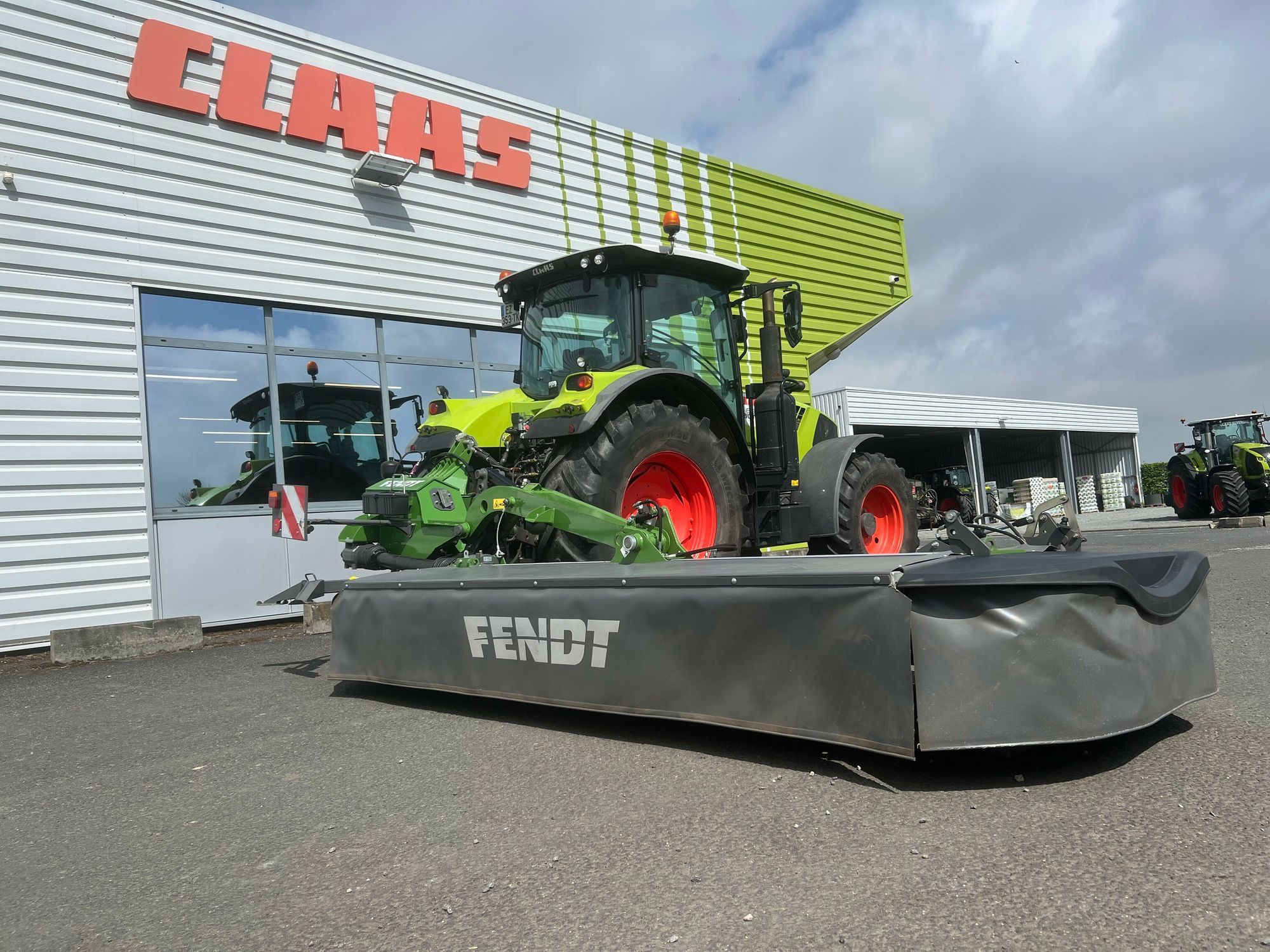 E-FARM: Fendt Slicer 3670 TLX - Faucheuse - id KVNAIJB - 9 900 € - Année: 2019