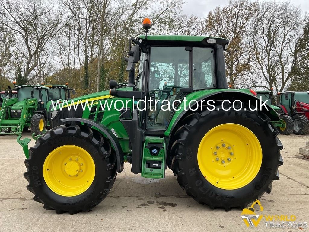 John Deere 6100M Traktor 71.059 €
