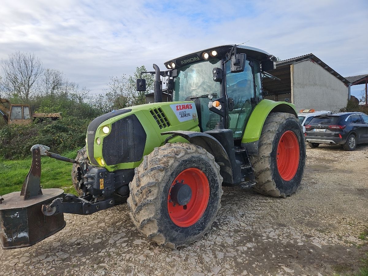 Claas Arion 650 CMATIC CEBIS Tractor €55,000