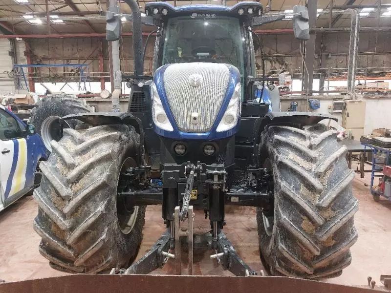 E-FARM: New Holland T7.270 - Tractor - id VRQDXPP - Año: 2023 - Horas: 959,Francia