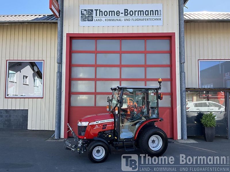 Massey Ferguson 1735 M HC Tractor €33,000