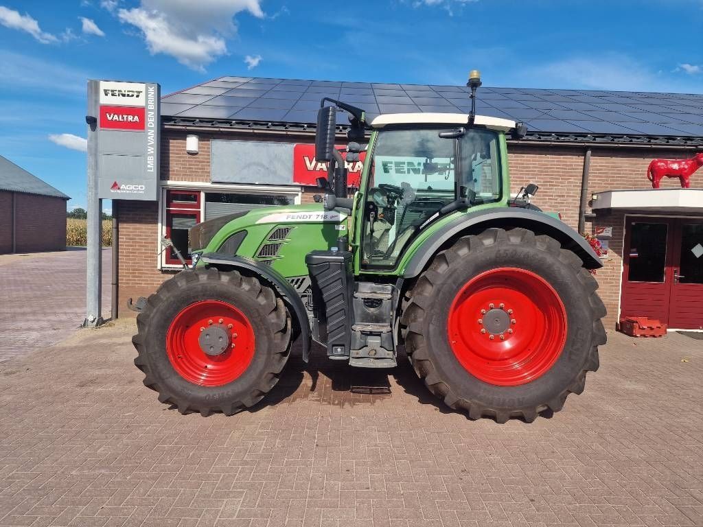 Fendt 718 Vario Power Tractor €110,000