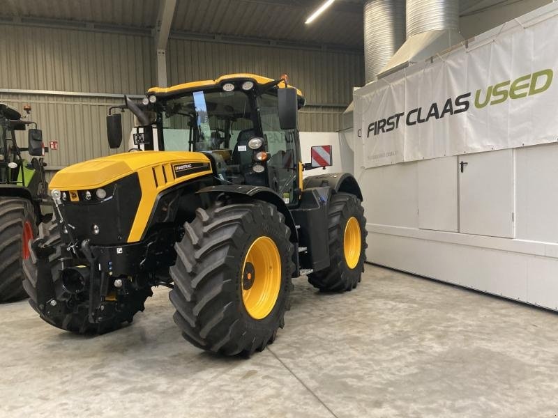 JCB Fastrac 4220 tractor €117,500