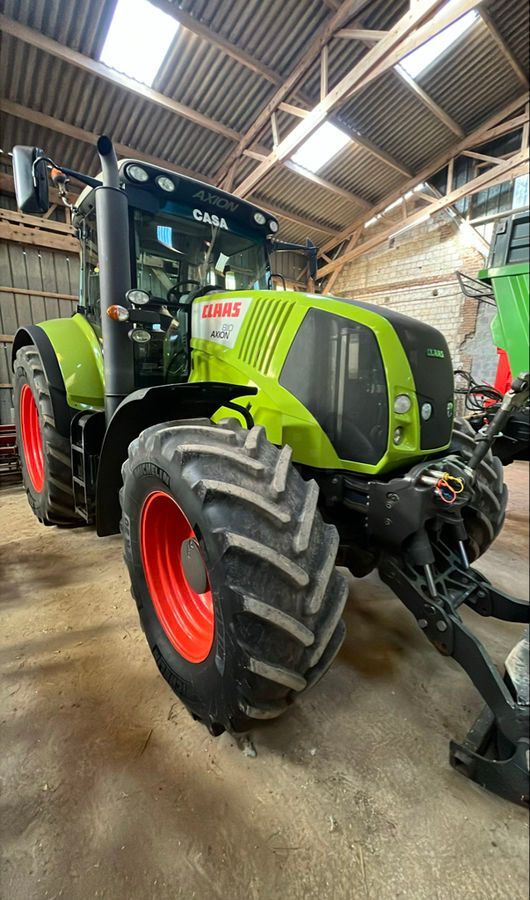 Claas Axion 810 Tractor €45,000