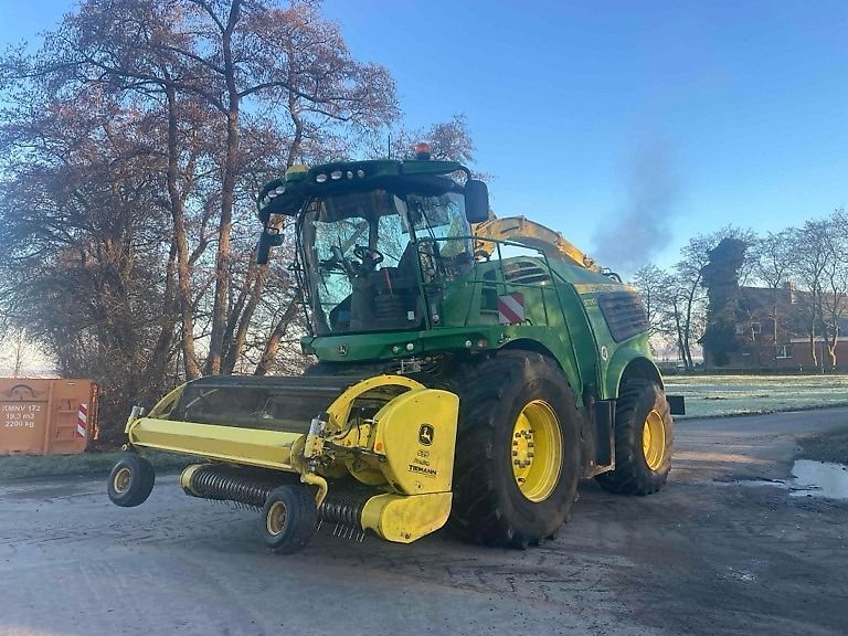 E-FARM: John Deere 9700 - Self propelled forage harvester - id ACBG8LU - €280,000 - Year of construction: 2022 - Engine hours: 1,850,Engine power (HP): 823,Germany