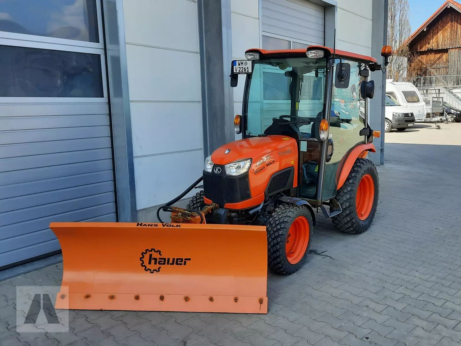 E-FARM: Kubota b2231 - Traktor - id TBYCNNW - 28 487 EUR - Gyártási év: 2023 - Üzemóra (motor): 13,Motor teljesítménye (LE): 22,Németország