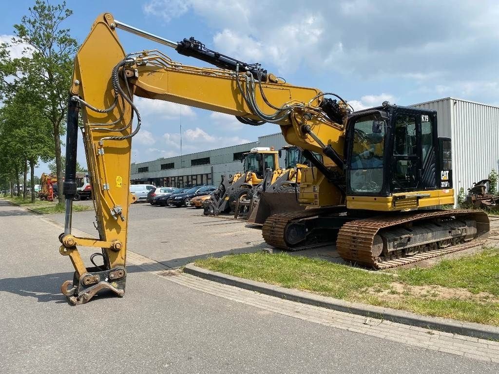 Caterpillar 325f Raupenbagger 135.000 €