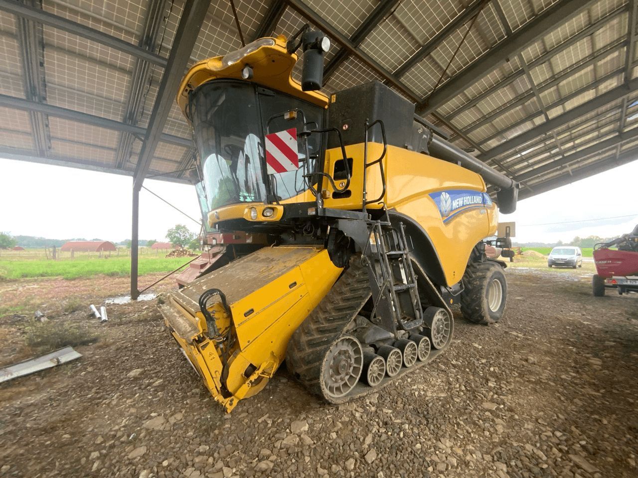 E-FARM: New Holland CR 9070 Elevation - Kombajn - id LARX6QB - 115 000 € - Rok výroby: 2014 - Hodiny motoru: 2 173,Francie