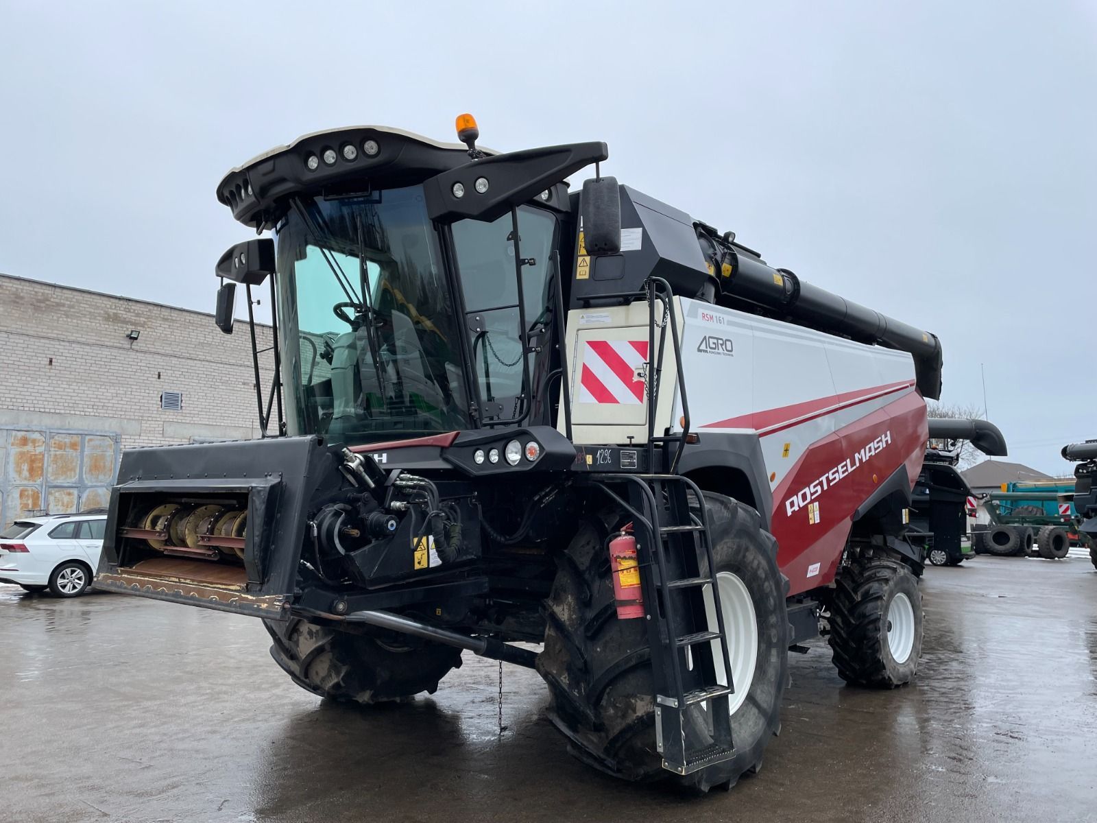 E-FARM: Rostselmash RSM 161 - Κομπίνα - id J7NC1BW - 122.000 € - Χρονία: 2016 - Μετρητής ωρών: 825,Ισχύς κινητήρα: 360,Λιθουανία