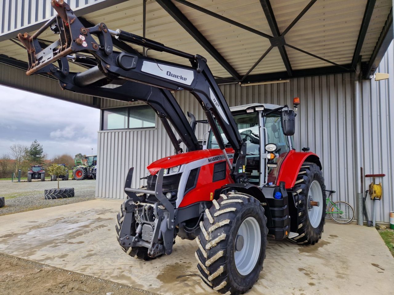 Massey Ferguson 7S.165 Traktor 107 500 €