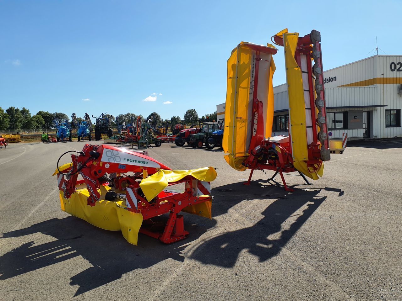 E-FARM: pöttinger novacat - a9 - 301 - Mower - id 5LFSUSG - €35,000 - Year of construction: 2023 - France