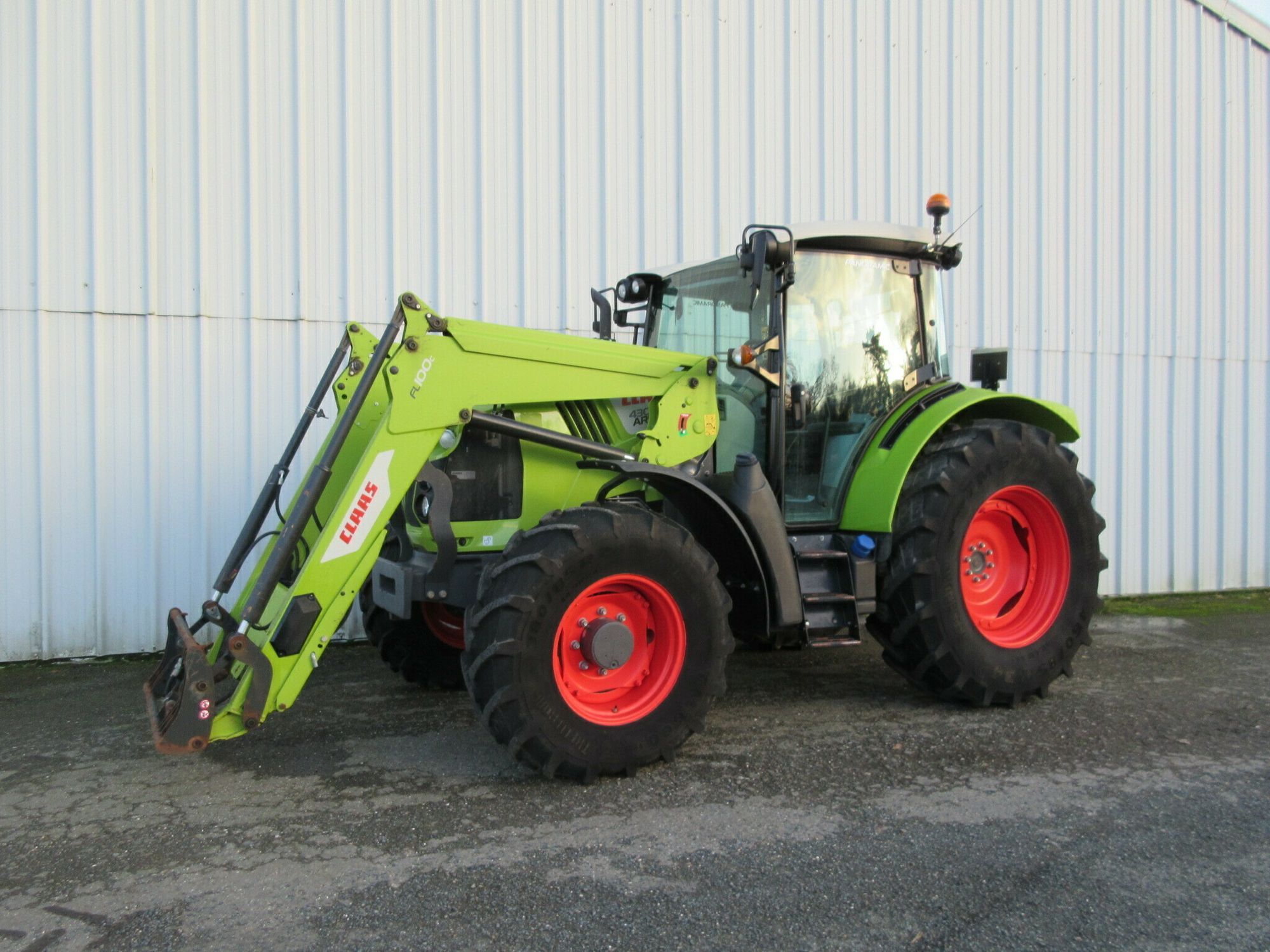 Claas Arion 430 Tractor €70,000