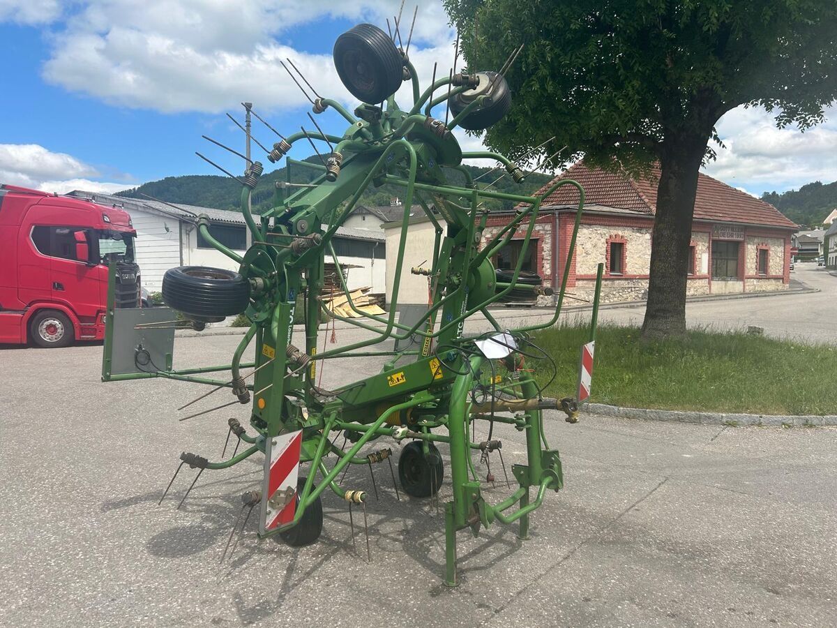 E-FARM: Krone kw 6.70 kreiselheuer - Kreiselheuer - id DKN7QET - 6.659 € - Baujahr: 2008 - Österreich