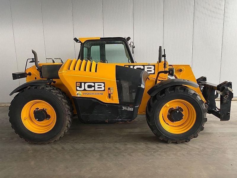 E-FARM: JCB 527-58 AGRI - Ładowacz teleskopowy - id TZELICG - 44 000 € - Rok produkcji: 2015 - Motogodziny: 3002,Moc silnika: 110,Niemcy